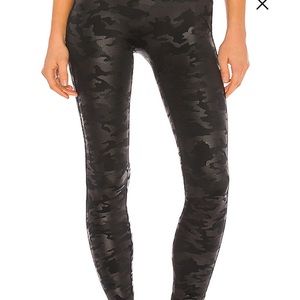 Spanx Faux Leather Camo Legging Matte Black Camo